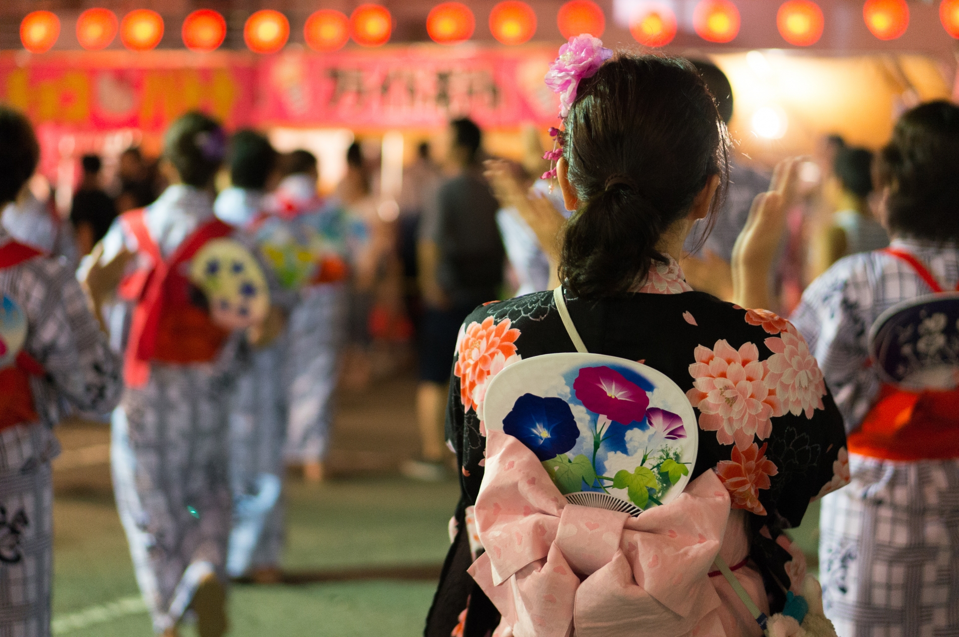 盆踊り大会の様子